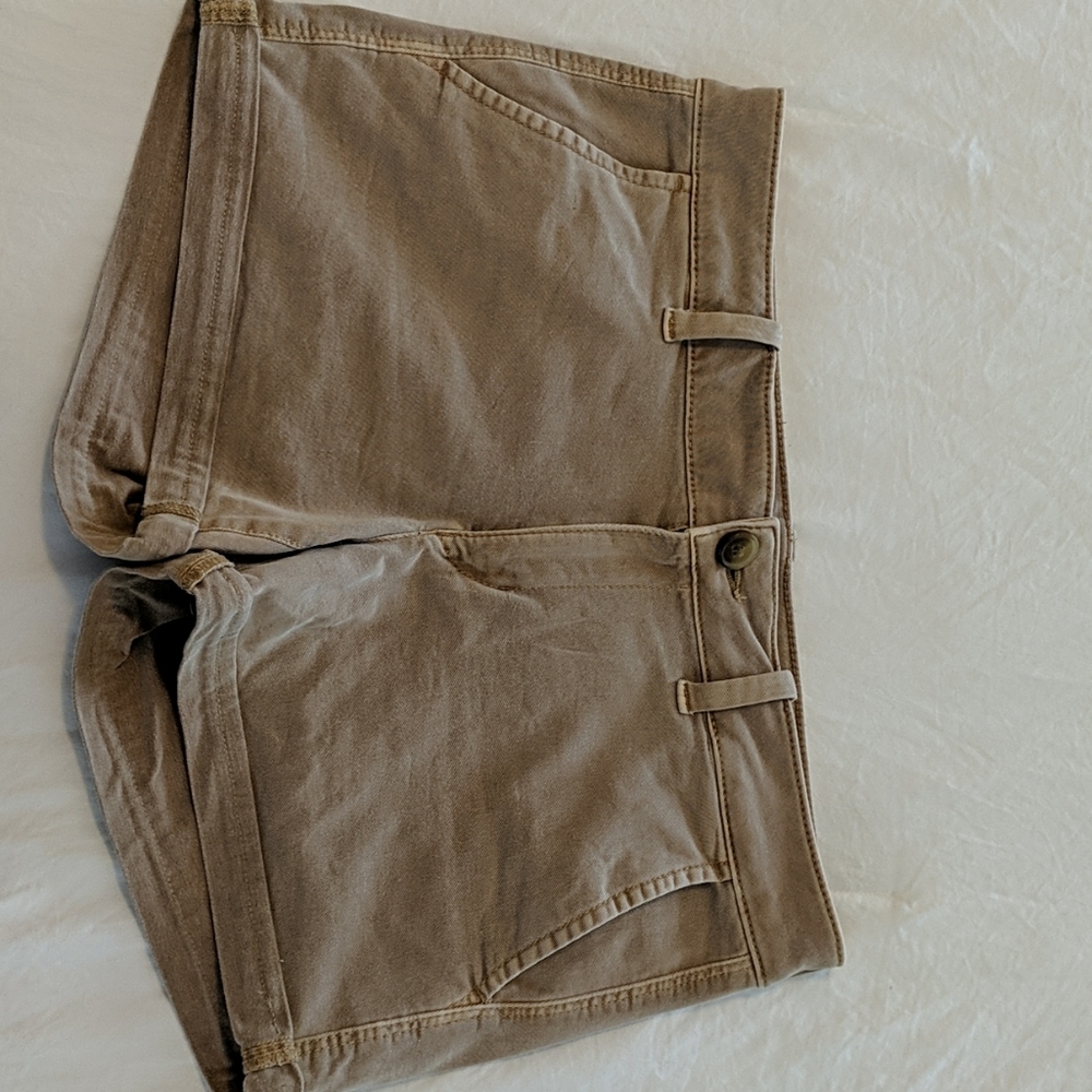 Women's American Eagle Tan Shorts